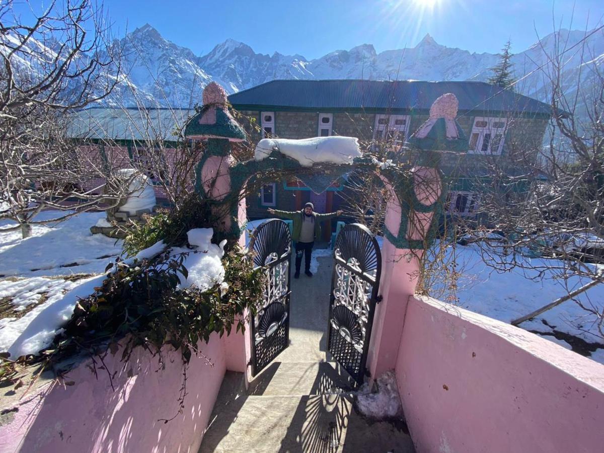 Farmvilla Homestay Kalpa Bagian luar foto