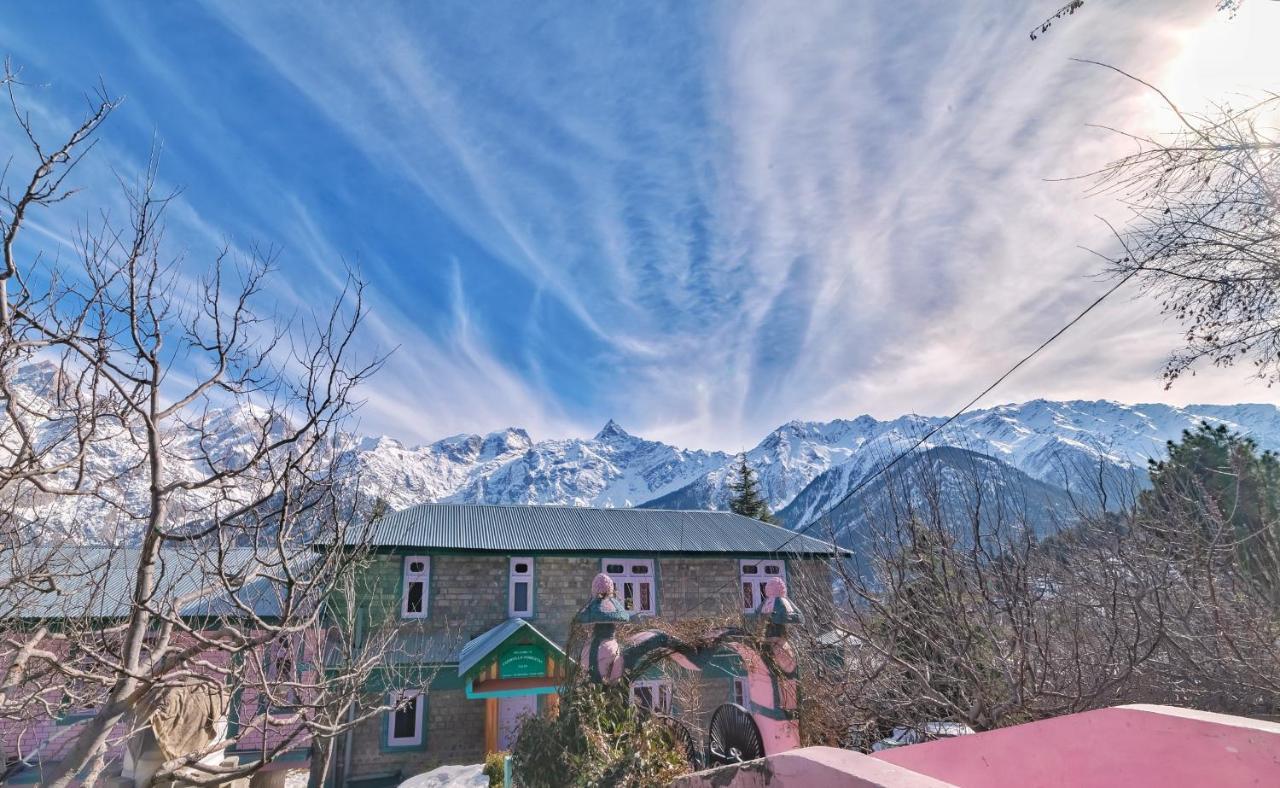 Farmvilla Homestay Kalpa Bagian luar foto