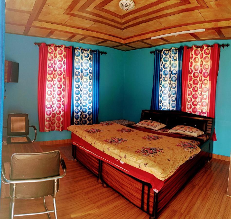 Farmvilla Homestay Kalpa Bagian luar foto