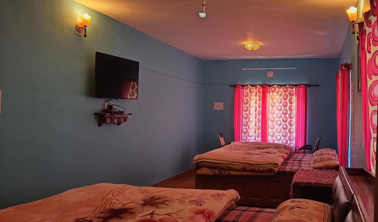 Farmvilla Homestay Kalpa Bagian luar foto