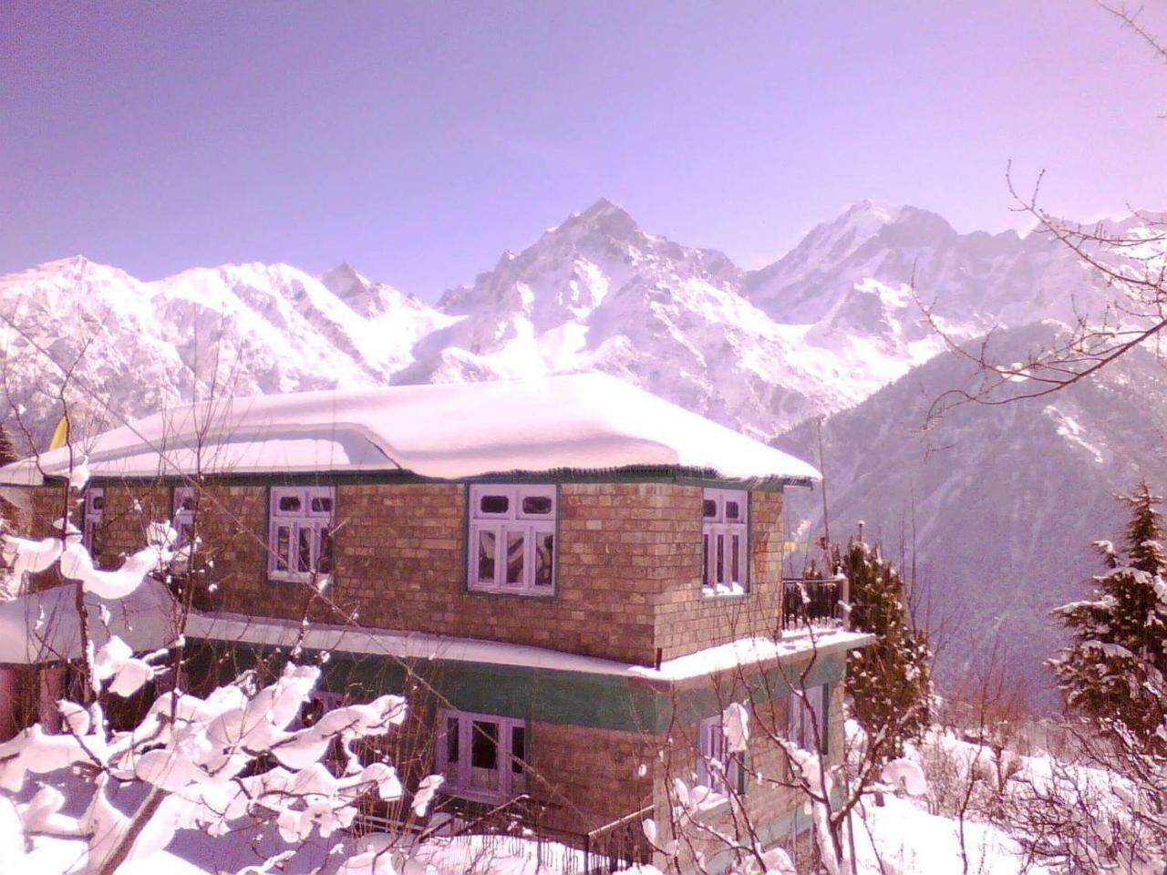 Farmvilla Homestay Kalpa Bagian luar foto