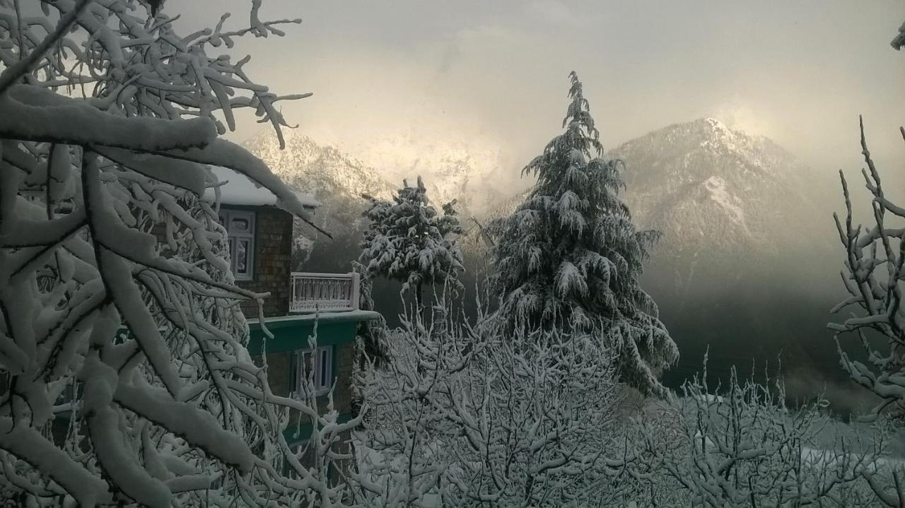 Farmvilla Homestay Kalpa Bagian luar foto